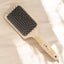 Head Jog - Paddle Brush